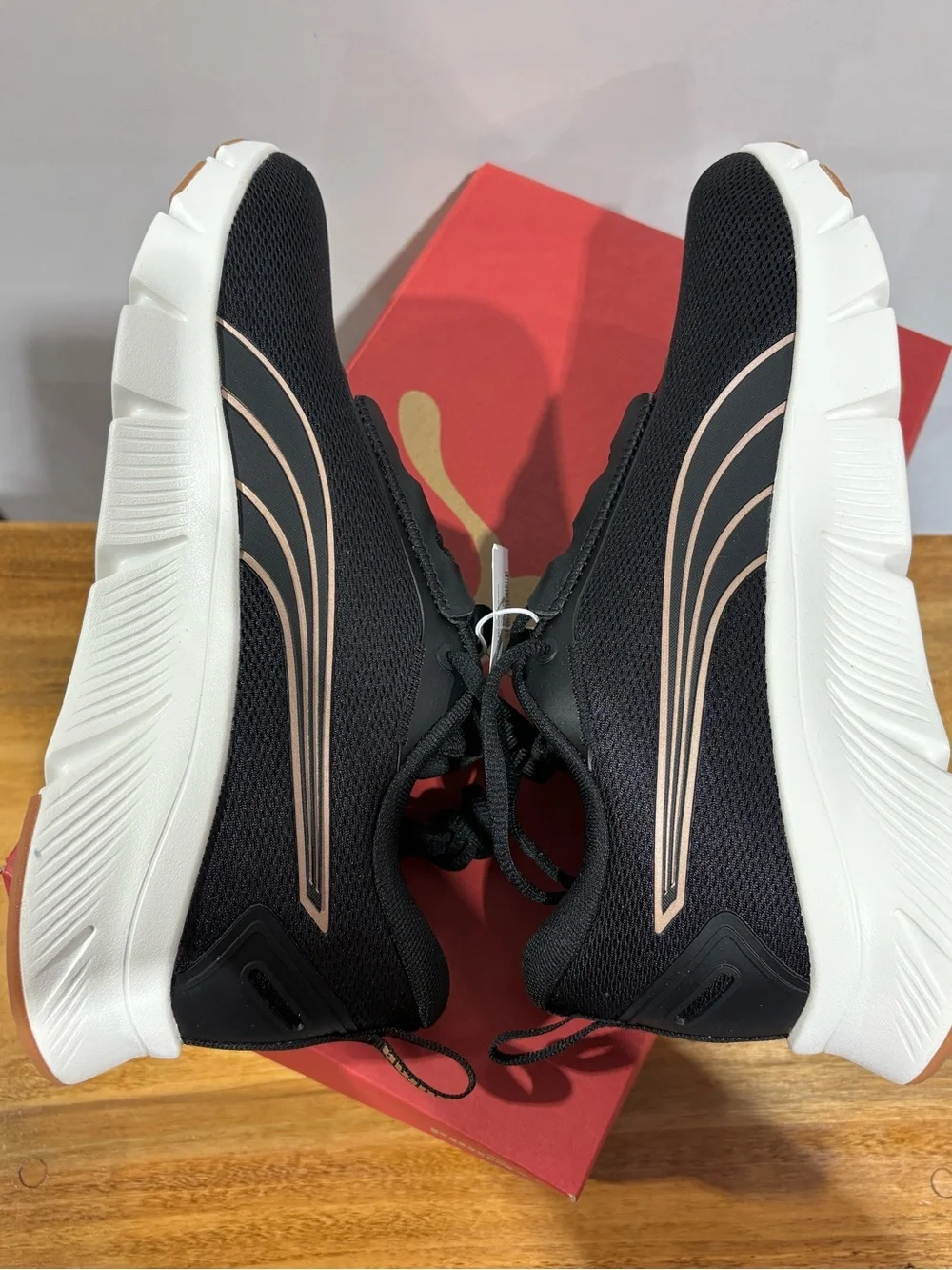 Puma Black and Rose Gold Focus Lite Sneaker Womens 8.5